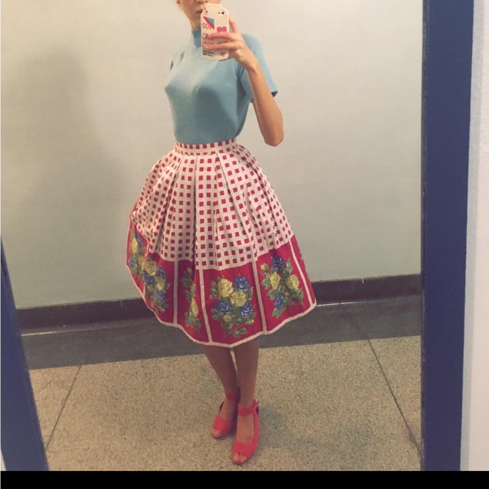 1960s Pink Floral Skirt